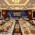 Majestic Aria & فندق 5*
