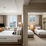 Majestic Aria & فندق 5*