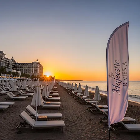 מלון Majestic Rivera